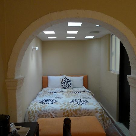 Hotel Camino De Allende サン・ミゲル・デ・アジェンデ エクステリア 写真