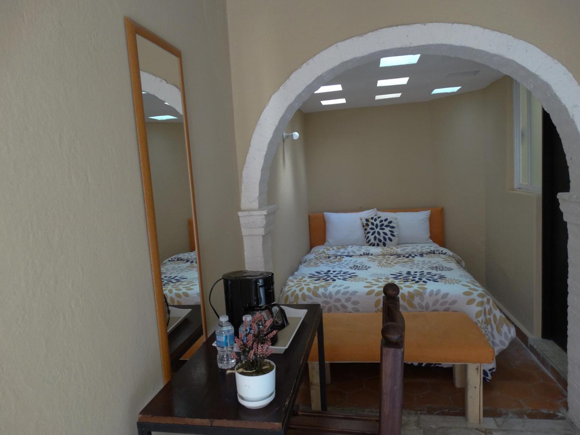 Hotel Camino De Allende サン・ミゲル・デ・アジェンデ エクステリア 写真