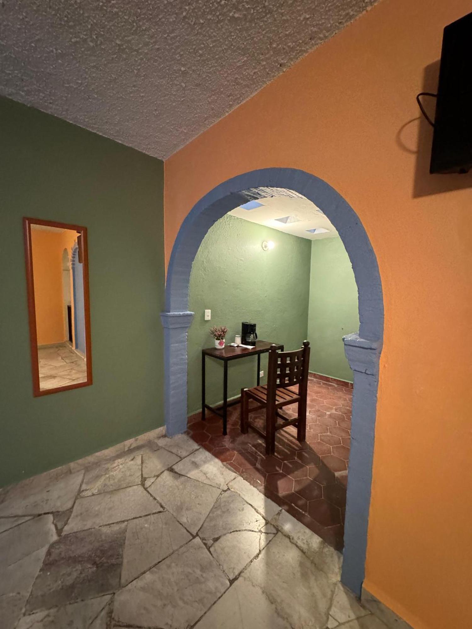 Hotel Camino De Allende サン・ミゲル・デ・アジェンデ エクステリア 写真