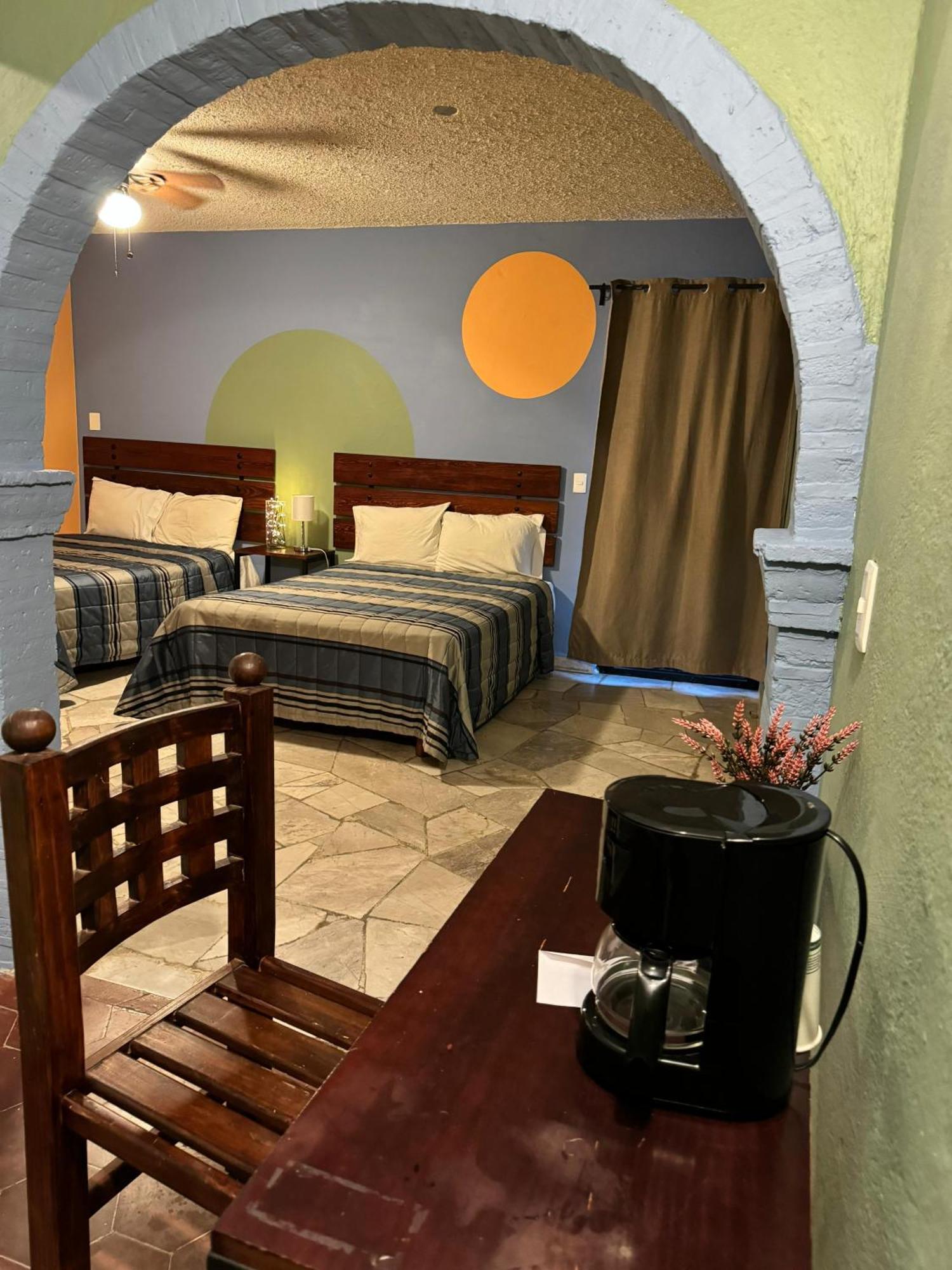 Hotel Camino De Allende サン・ミゲル・デ・アジェンデ エクステリア 写真